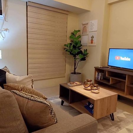 Avida 34Th Aparthotel Manila Kültér fotó