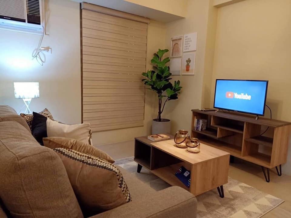 Avida 34Th Aparthotel Manila Kültér fotó